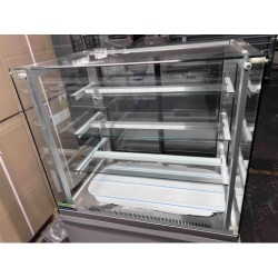Холодильна вітрина кондитерська UBC JUNO CUBE SG-1,0