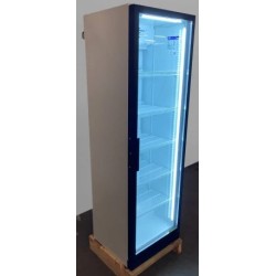 Холодильный шкаф UBC S-LINE Full Door Холодильный шкаф UBC S-LINE Full Door
